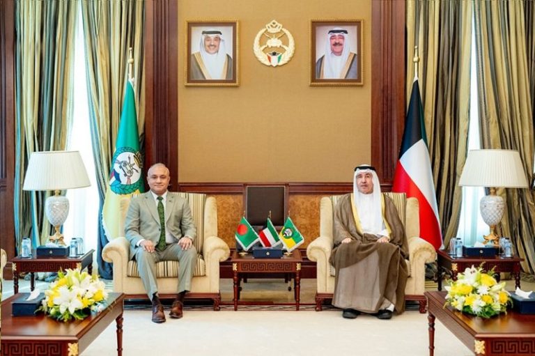 الشيخ مبارك حمود الصباح