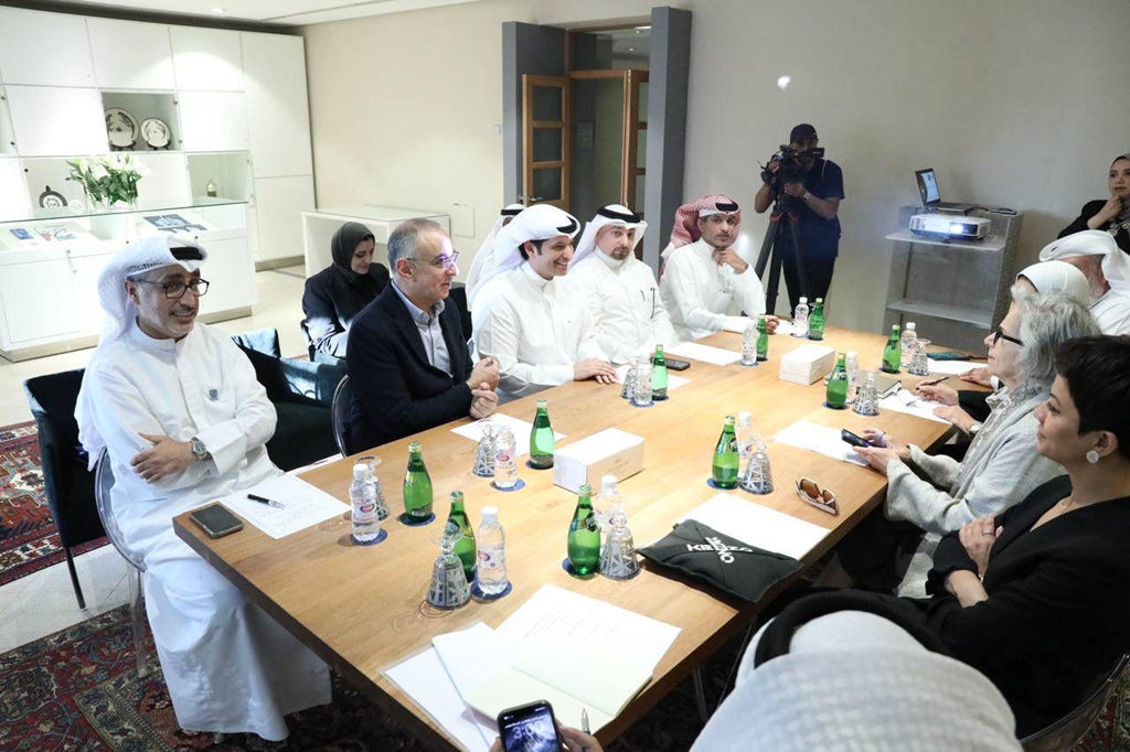 وزير الإعلام