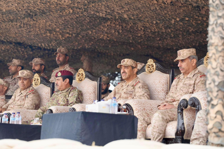 رئيس الأركان