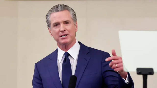 حاكم كالفورنيا