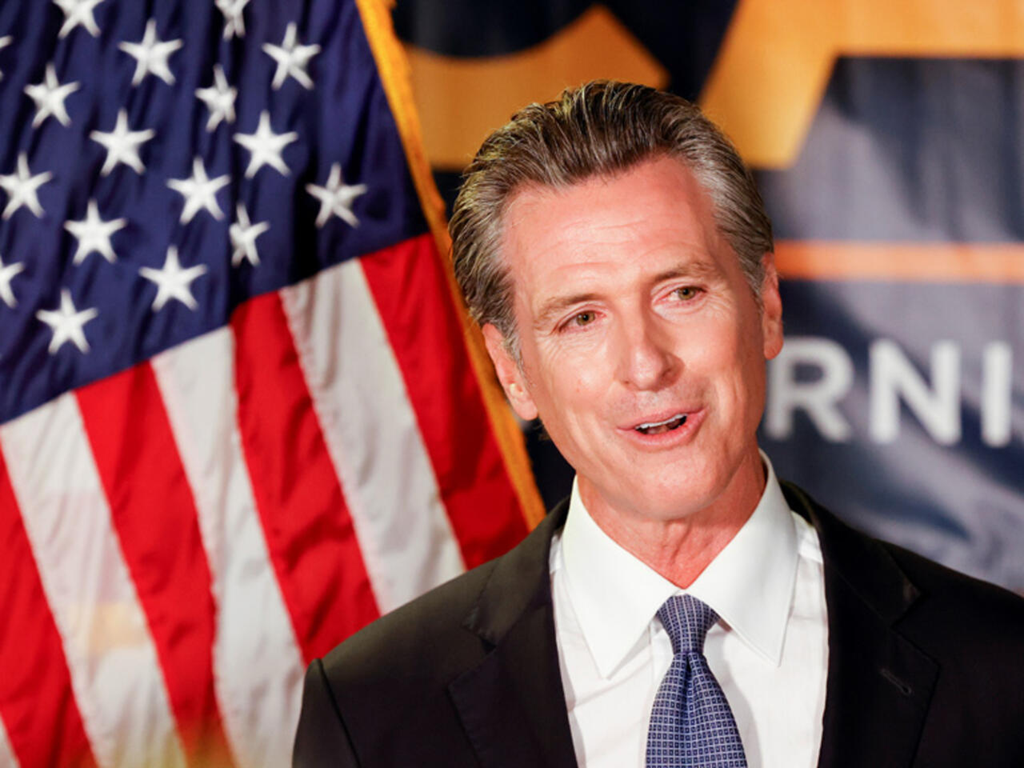 حاكم ولاية كاليفورنيا