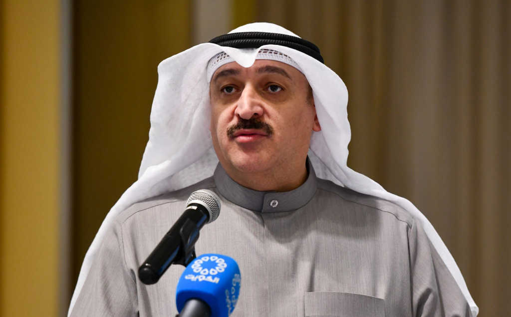 الدكتور احمد العوضي