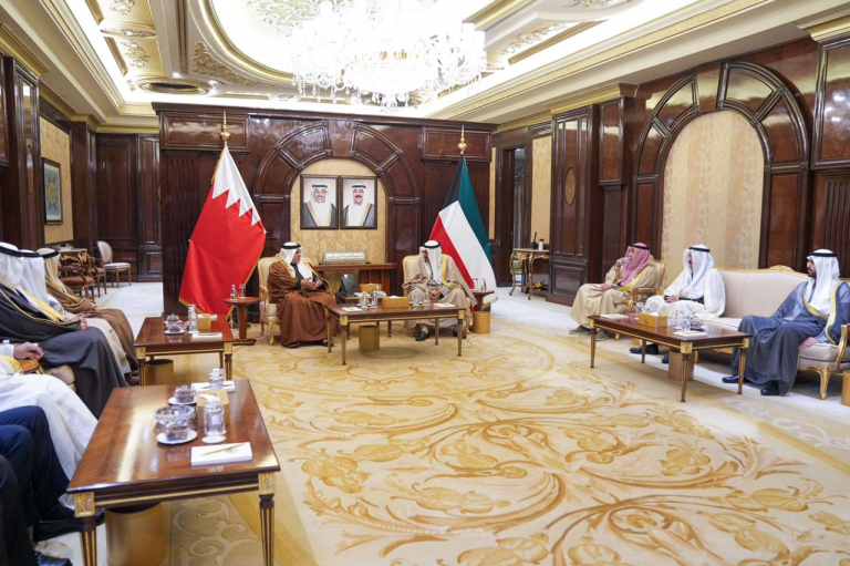 الشيخ أحمد عبدالله الأحمد الصباح