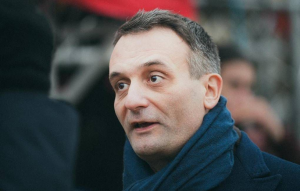 سياسي فرنسي