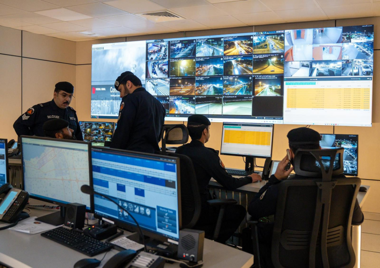 غرفة عمليات الدفاع المدني