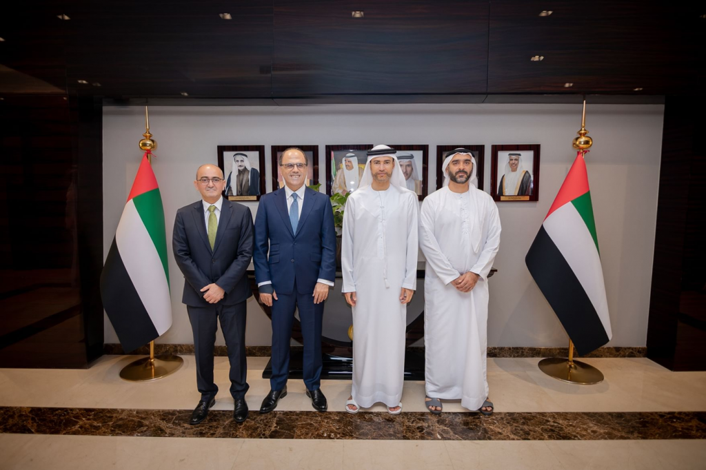 الامارات