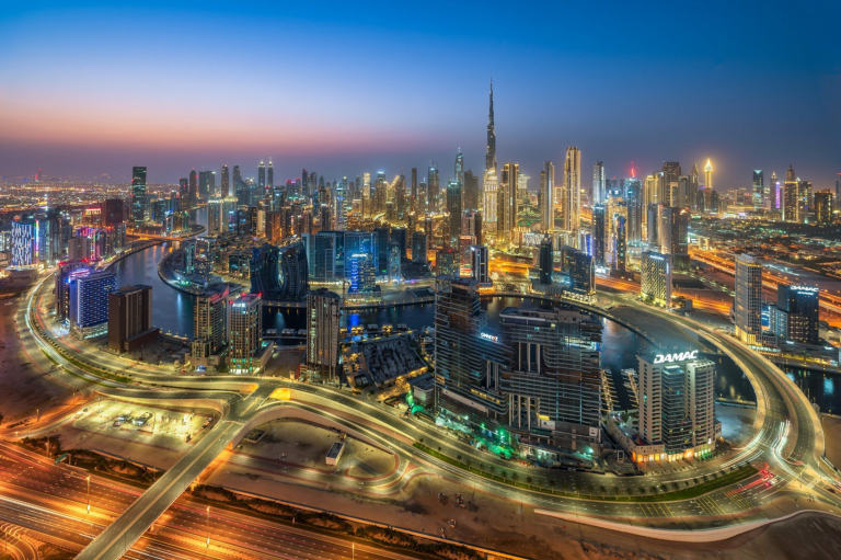 الامارات