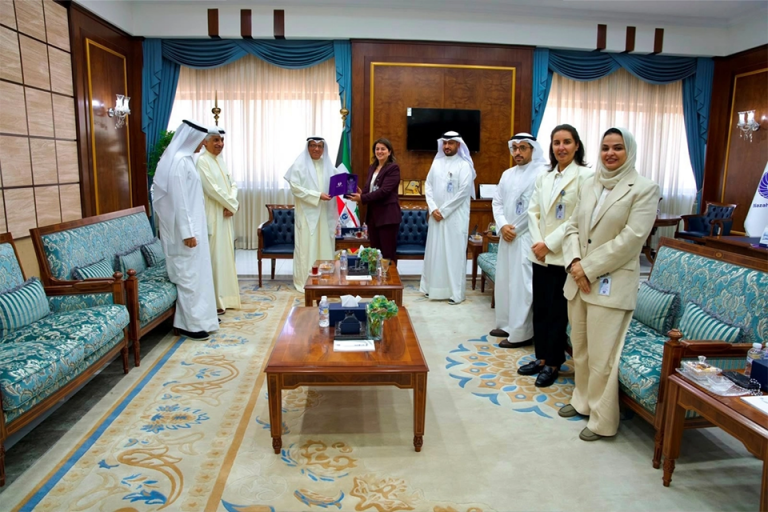 الكويت