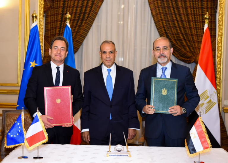 وزير الخارجية