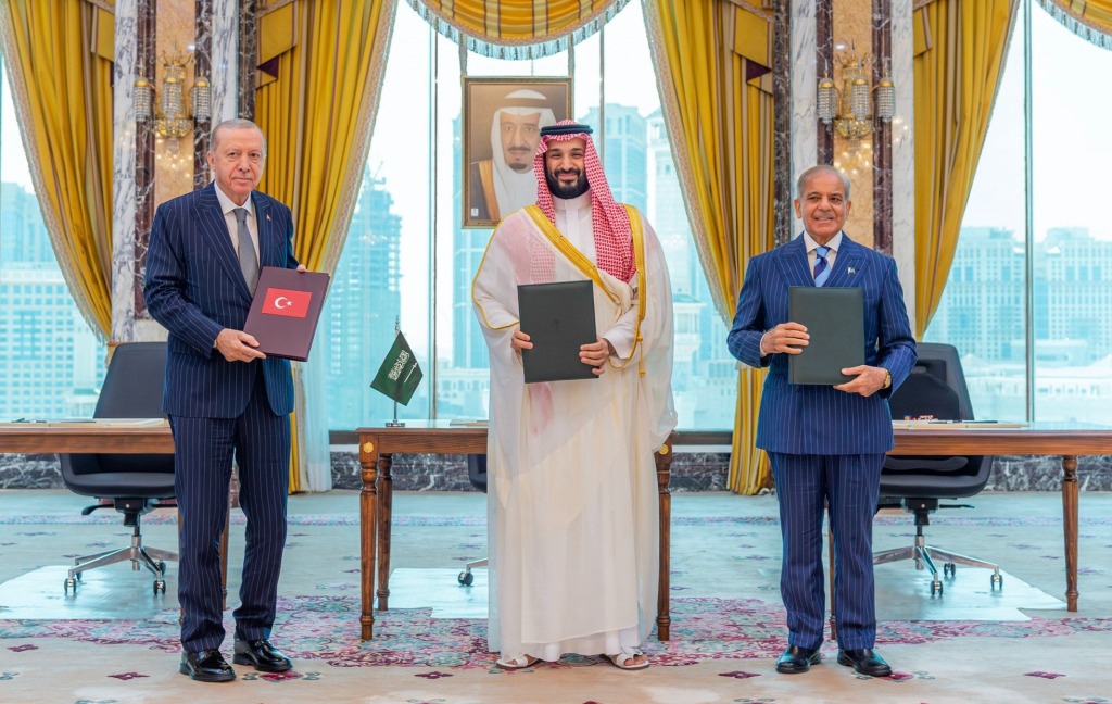 السعودية وتركيا وباكستان