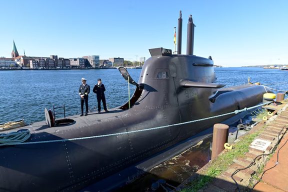 شركة سفن حربية