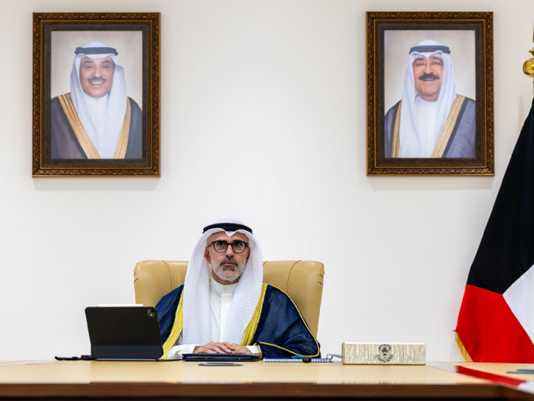 وزير الخارجية الكويتي