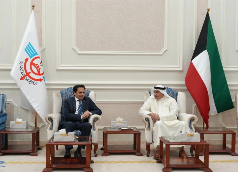 الكويت و باكستان